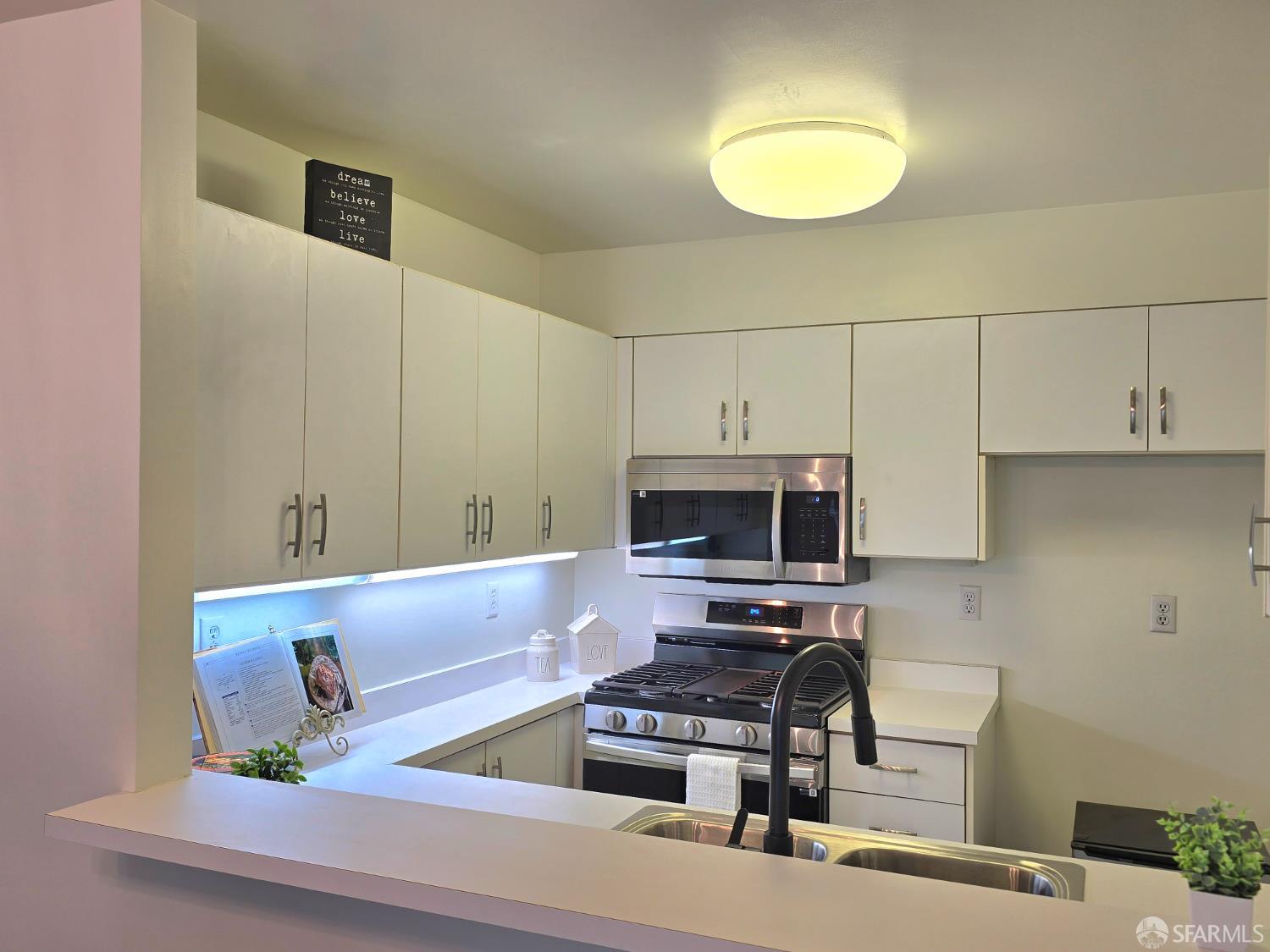 Photo #16: 425077447 Listing: Photo #16