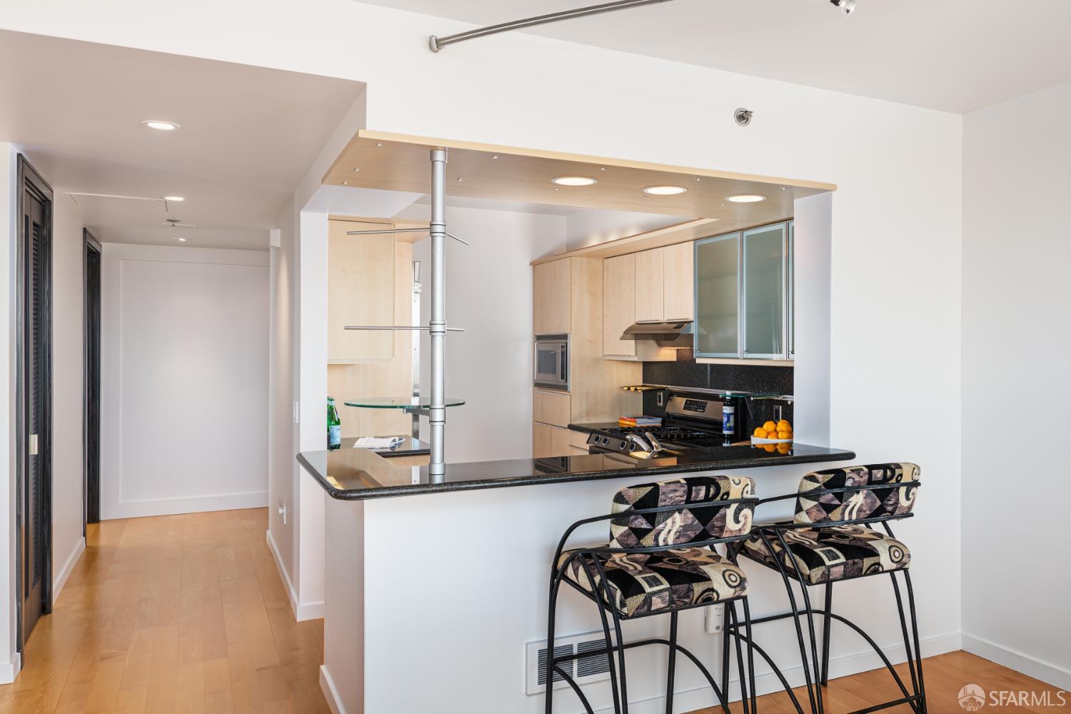 Detail Gallery Image 16 of 39 For 219 Brannan St 5g,  San Francisco,  CA 94107 - 2 Beds | 2 Baths
