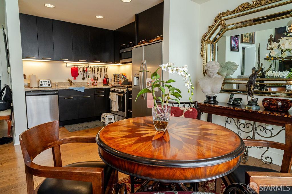 Detail Gallery Image 12 of 20 For 181 Ofarrell St #514,  San Francisco,  CA 94102 - 1 Beds | 1/1 Baths