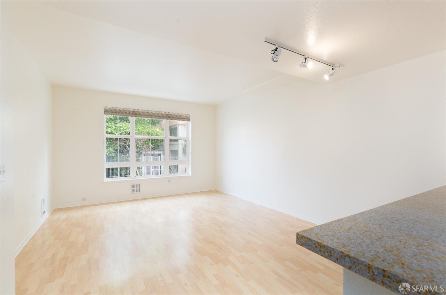 Detail Gallery Image 5 of 28 For 821 Folsom St #110,  San Francisco,  CA 94107 - 1 Beds | 1 Baths
