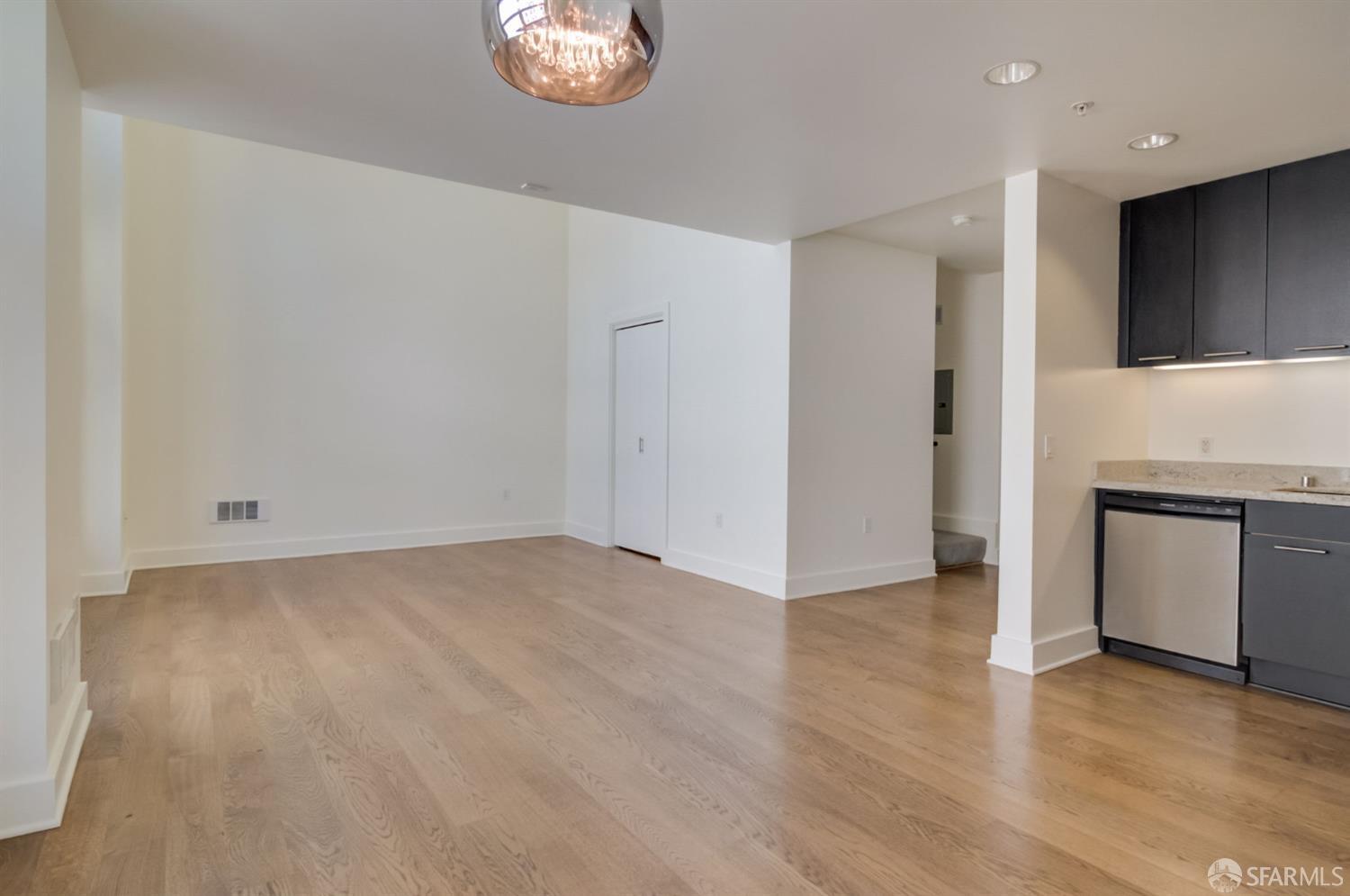 Detail Gallery Image 15 of 20 For 181 Ofarrell St #514,  San Francisco,  CA 94102 - 1 Beds | 1/1 Baths