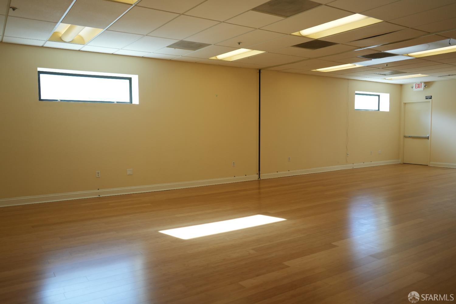 Detail Gallery Image 3 of 9 For 44 Gough St #107,  San Francisco,  CA 94103 - – Beds | – Baths