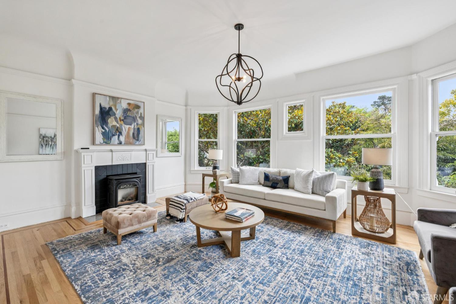Photo #5: 425077919 Listing 