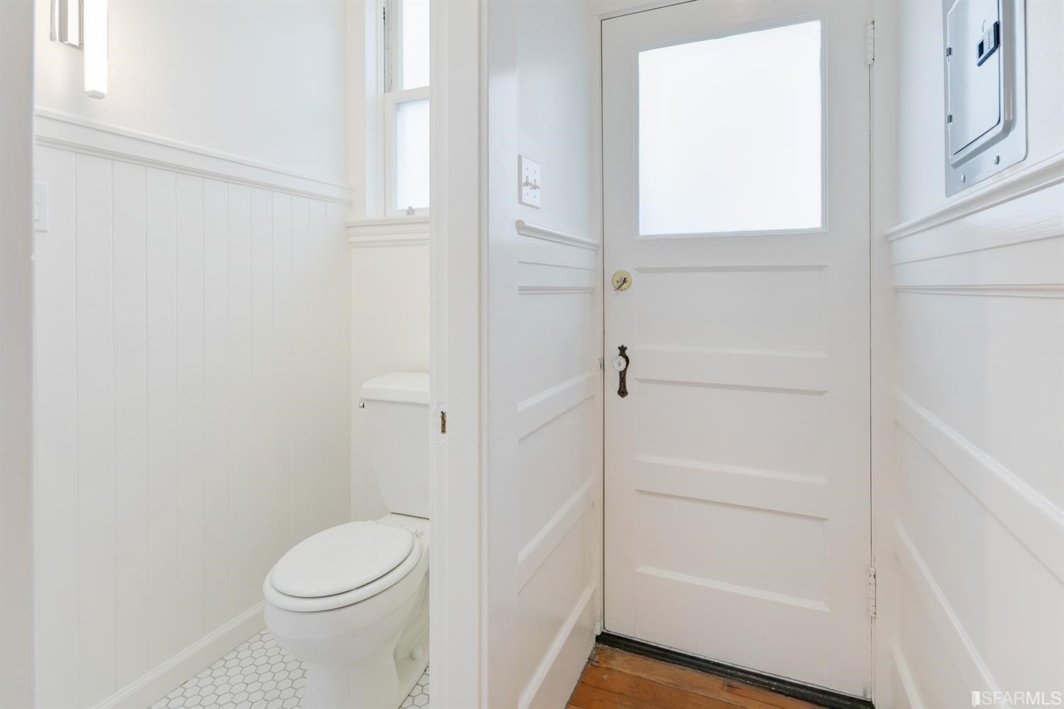 Detail Gallery Image 12 of 14 For 2662 Baker St, San Francisco,  CA 94123 - 1 Beds | 1 Baths