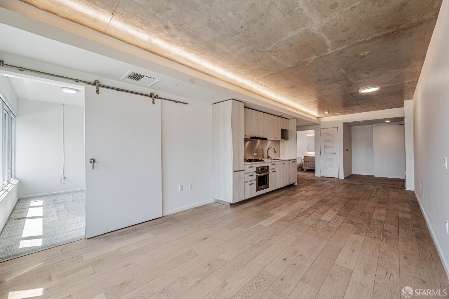 Detail Gallery Image 8 of 28 For 338 Potrero Ave #308,  San Francisco,  CA 94103 - 2 Beds | 2 Baths