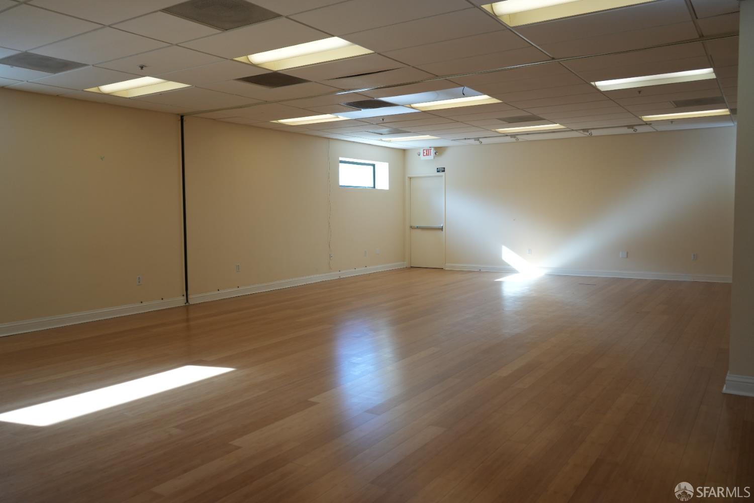 Detail Gallery Image 2 of 9 For 44 Gough St #107,  San Francisco,  CA 94103 - – Beds | – Baths