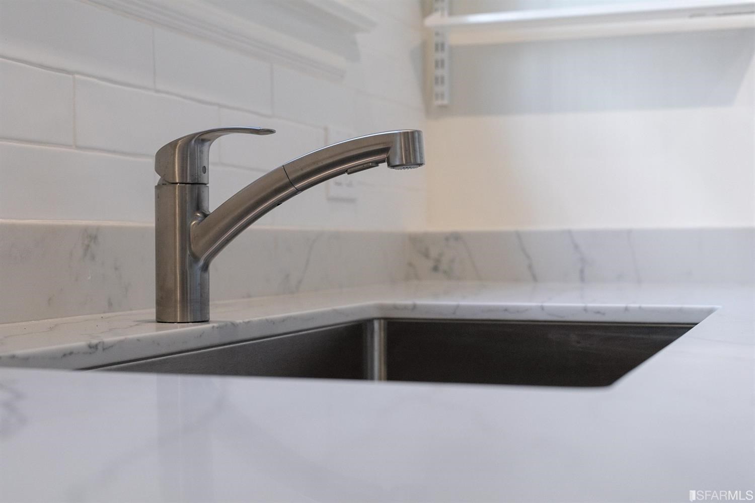 Detail Gallery Image 8 of 14 For 2662 Baker St, San Francisco,  CA 94123 - 1 Beds | 1 Baths