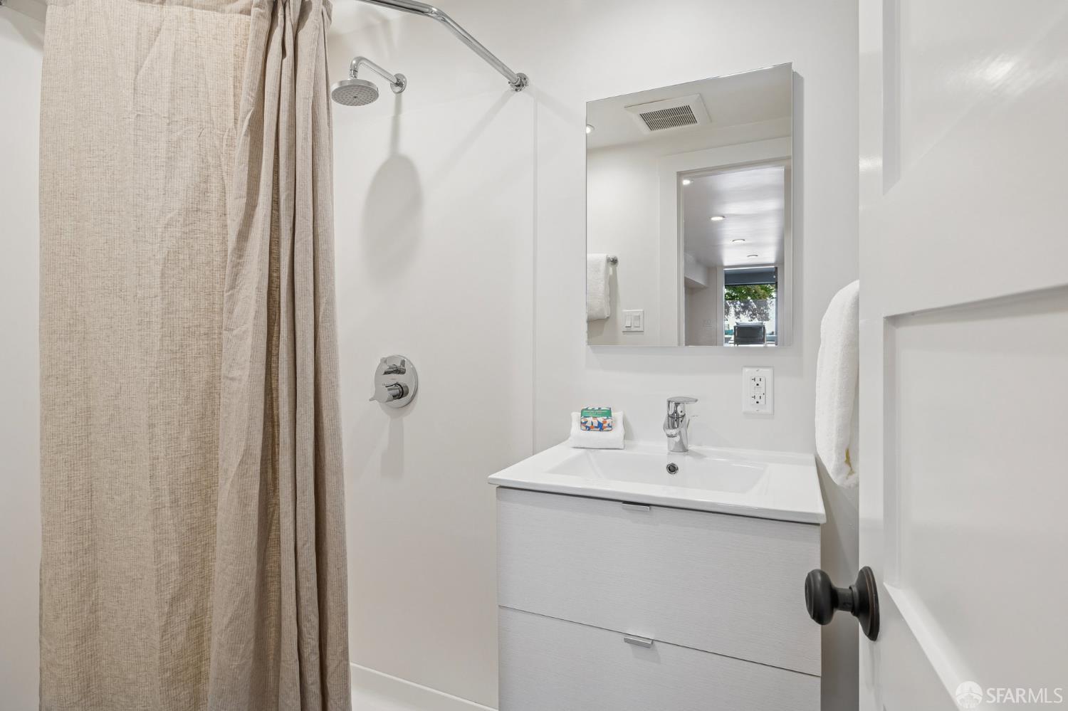 Photo #39: 425078241 Listing: Photo #39