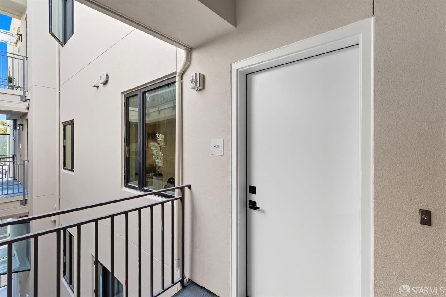 Detail Gallery Image 24 of 34 For 2747 San Pablo Ave #406,  Berkeley,  CA 94702 - 2 Beds | 1 Baths