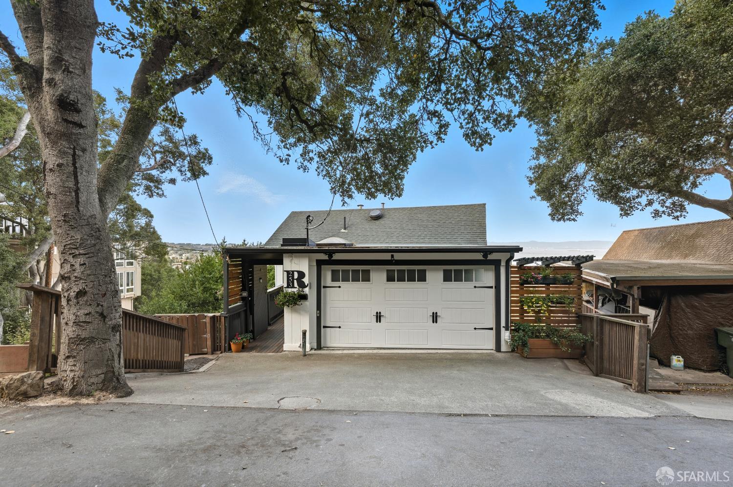 Detail Gallery Image 48 of 57 For 253 Kings Rd, Brisbane,  CA 94005 - 4 Beds | 3/1 Baths