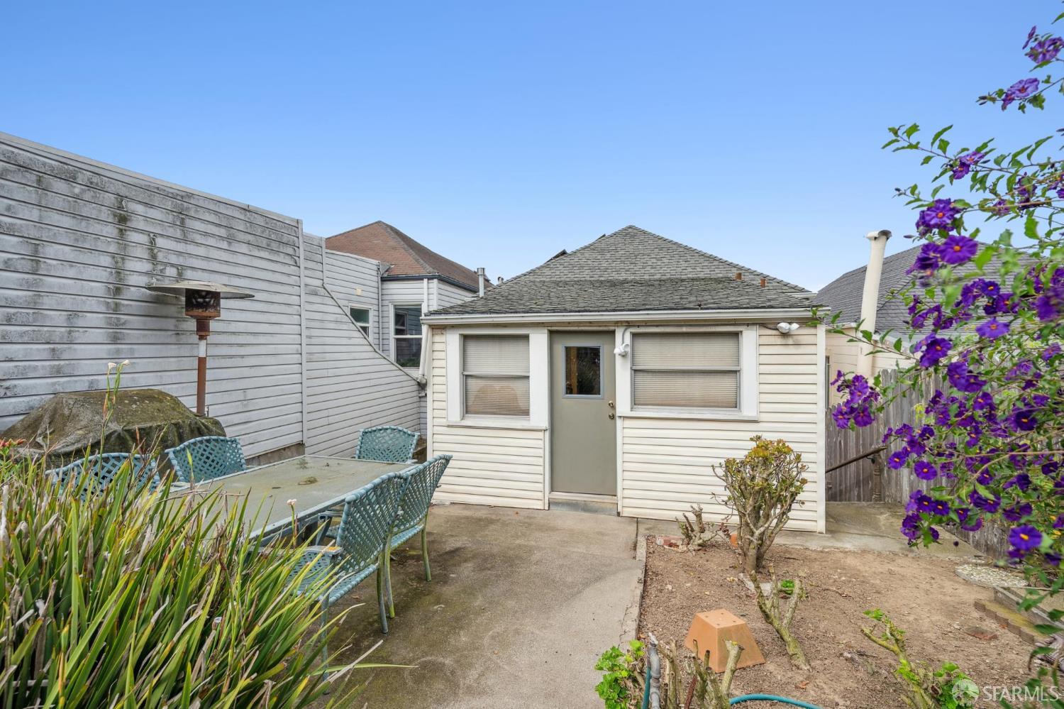 Detail Gallery Image 14 of 14 For 263 Vienna St, San Francisco,  CA 94112 - 2 Beds | 1 Baths