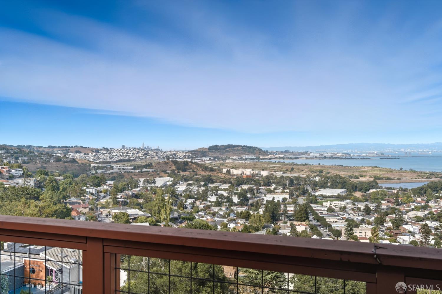 Detail Gallery Image 9 of 57 For 253 Kings Rd, Brisbane,  CA 94005 - 4 Beds | 3/1 Baths