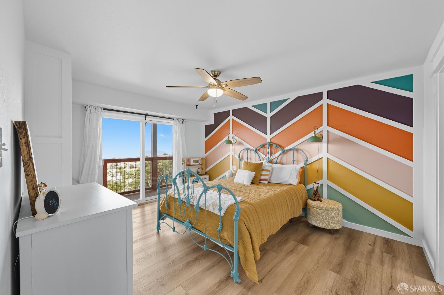 Detail Gallery Image 25 of 57 For 253 Kings Rd, Brisbane,  CA 94005 - 4 Beds | 3/1 Baths