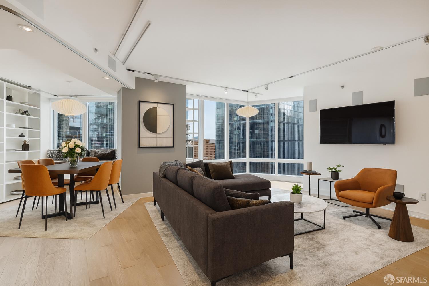 Photo #2: 425077729 Listing: Photo #2