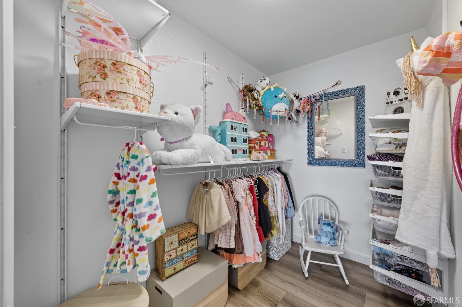 Detail Gallery Image 27 of 57 For 253 Kings Rd, Brisbane,  CA 94005 - 4 Beds | 3/1 Baths