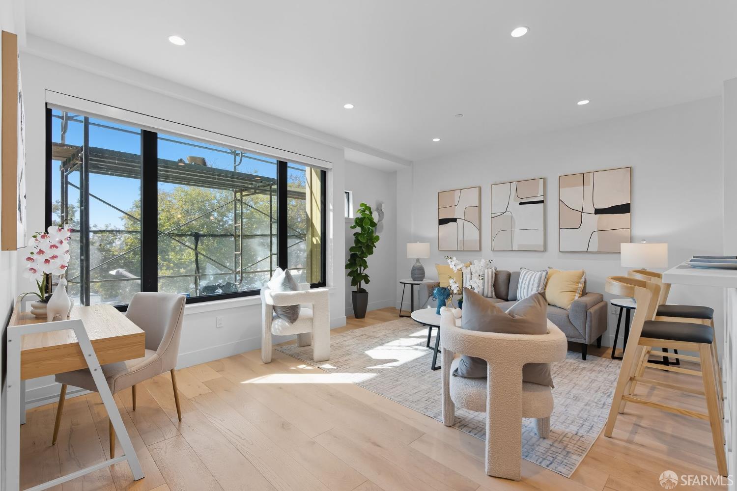 Detail Gallery Image 5 of 34 For 2747 San Pablo Ave #406,  Berkeley,  CA 94702 - 2 Beds | 1 Baths