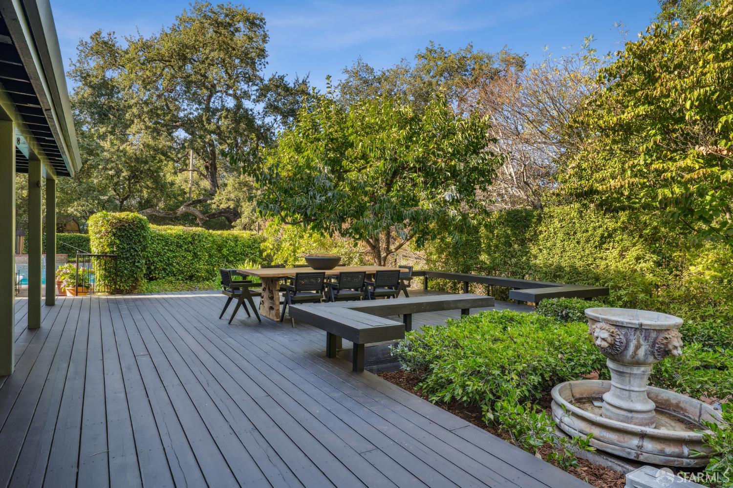 Detail Gallery Image 17 of 69 For 16244 Kennedy Rd, Los Gatos,  CA 95032 - 5 Beds | 3 Baths