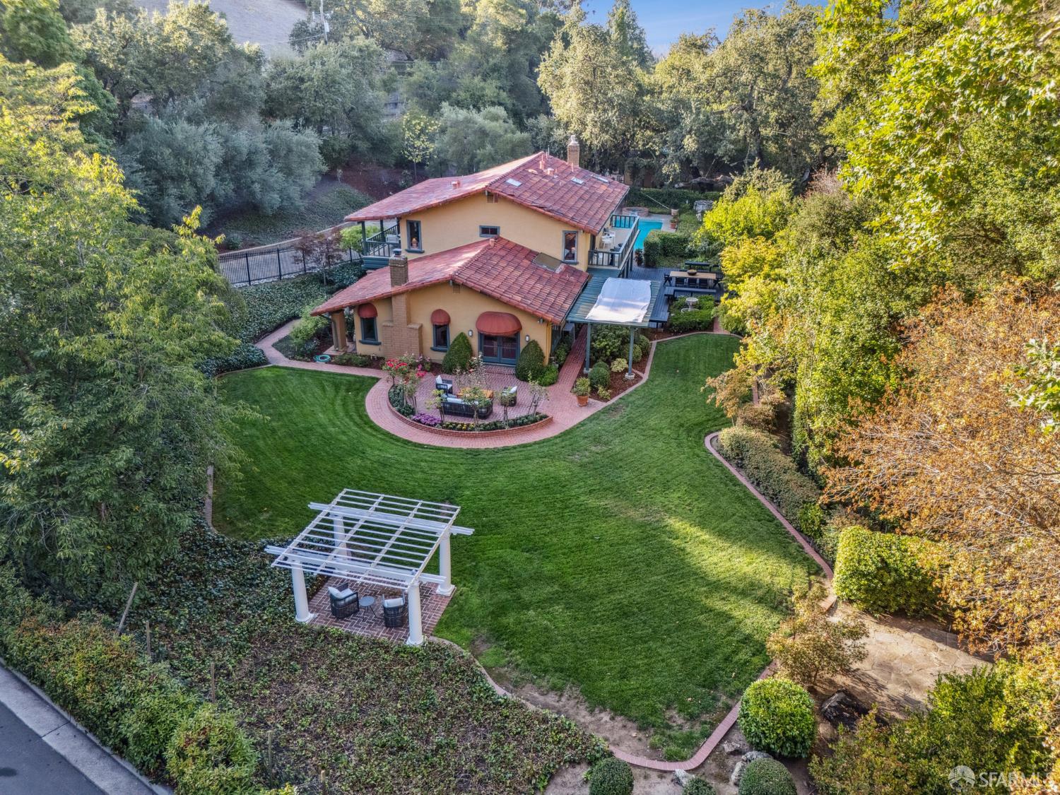 Detail Gallery Image 60 of 69 For 16244 Kennedy Rd, Los Gatos,  CA 95032 - 5 Beds | 3 Baths