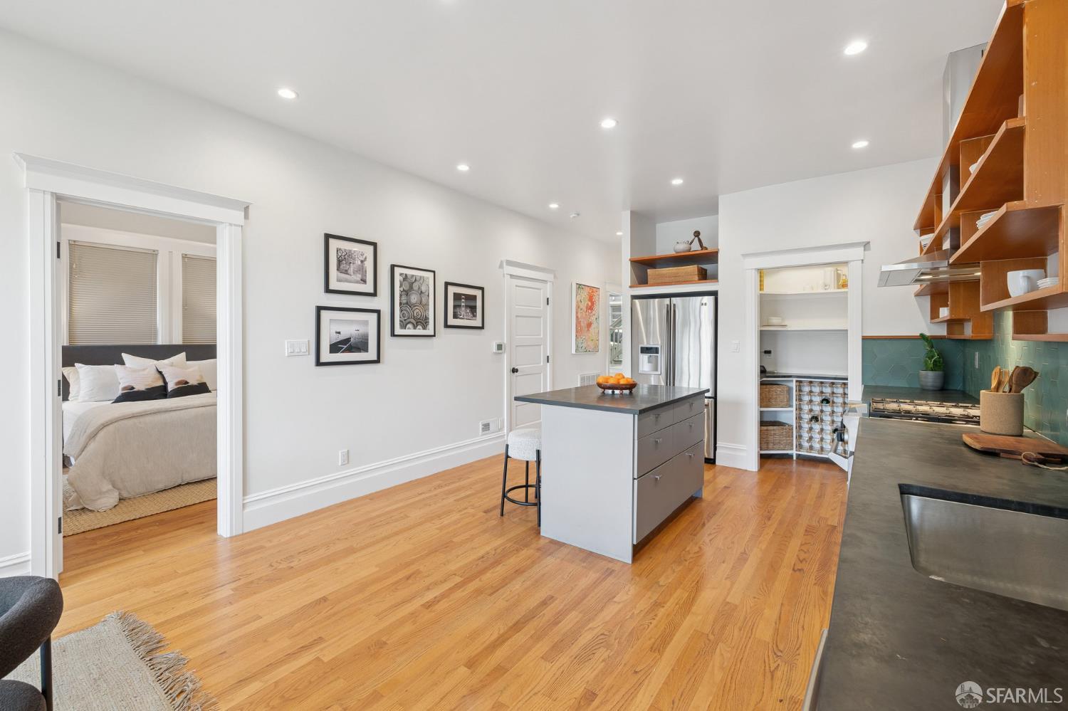 Photo #7: 425078241 Listing: Photo #7