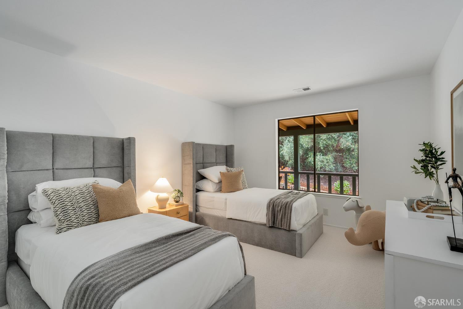 Detail Gallery Image 36 of 69 For 16244 Kennedy Rd, Los Gatos,  CA 95032 - 5 Beds | 3 Baths