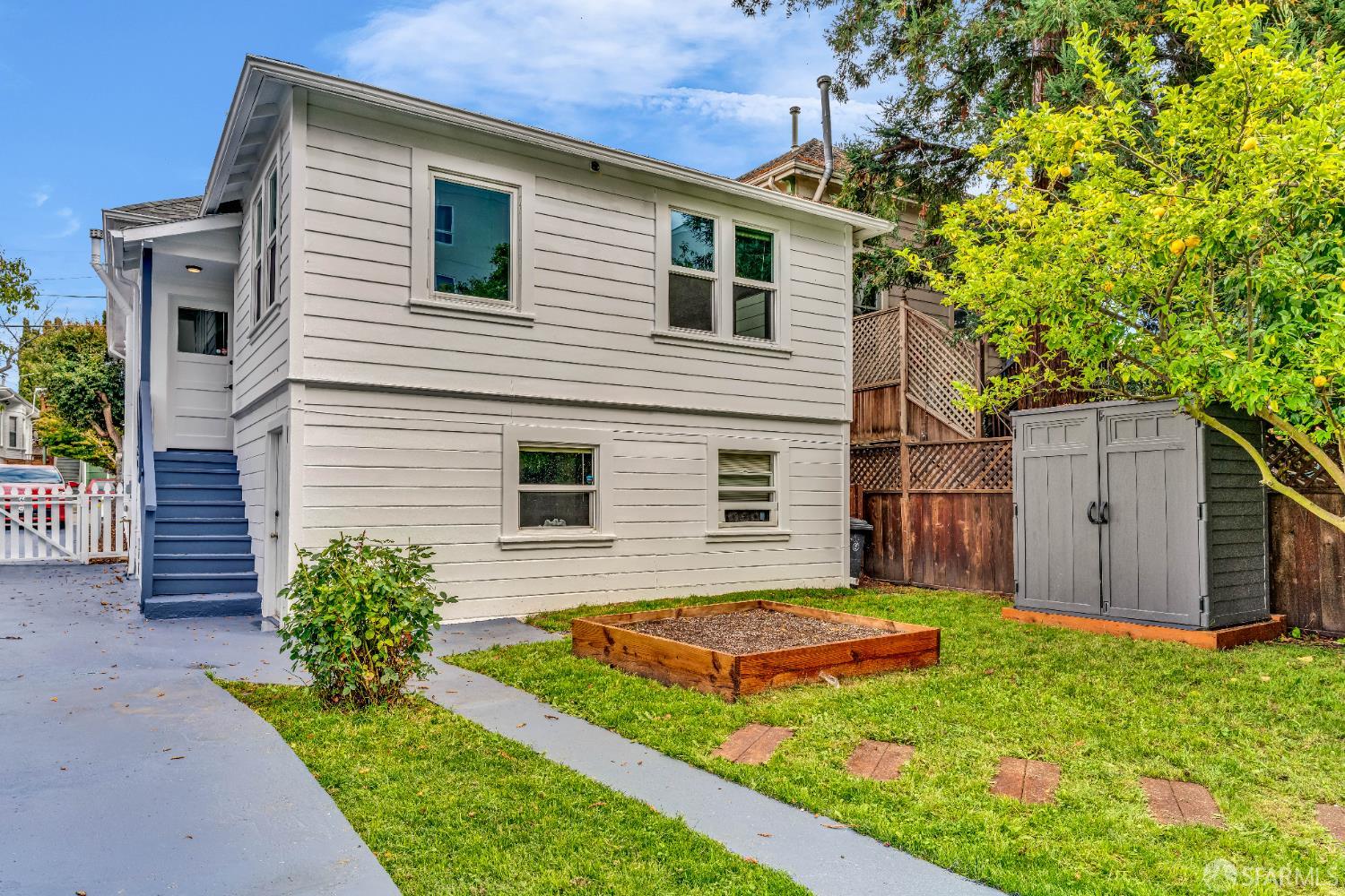 Detail Gallery Image 40 of 42 For 2918 Newbury St, Berkeley,  CA 94703 - 3 Beds | 1/1 Baths