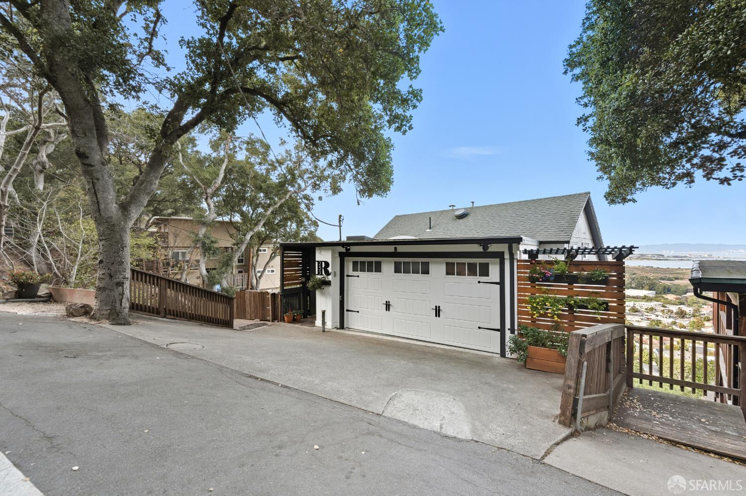 Detail Gallery Image 50 of 57 For 253 Kings Rd, Brisbane,  CA 94005 - 4 Beds | 3/1 Baths