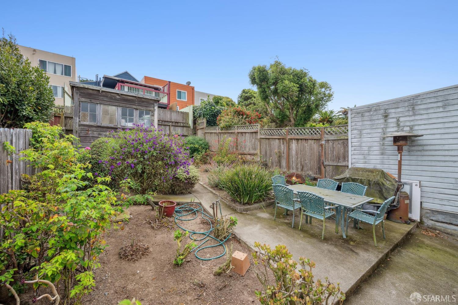 Detail Gallery Image 9 of 14 For 263 Vienna St, San Francisco,  CA 94112 - 2 Beds | 1 Baths