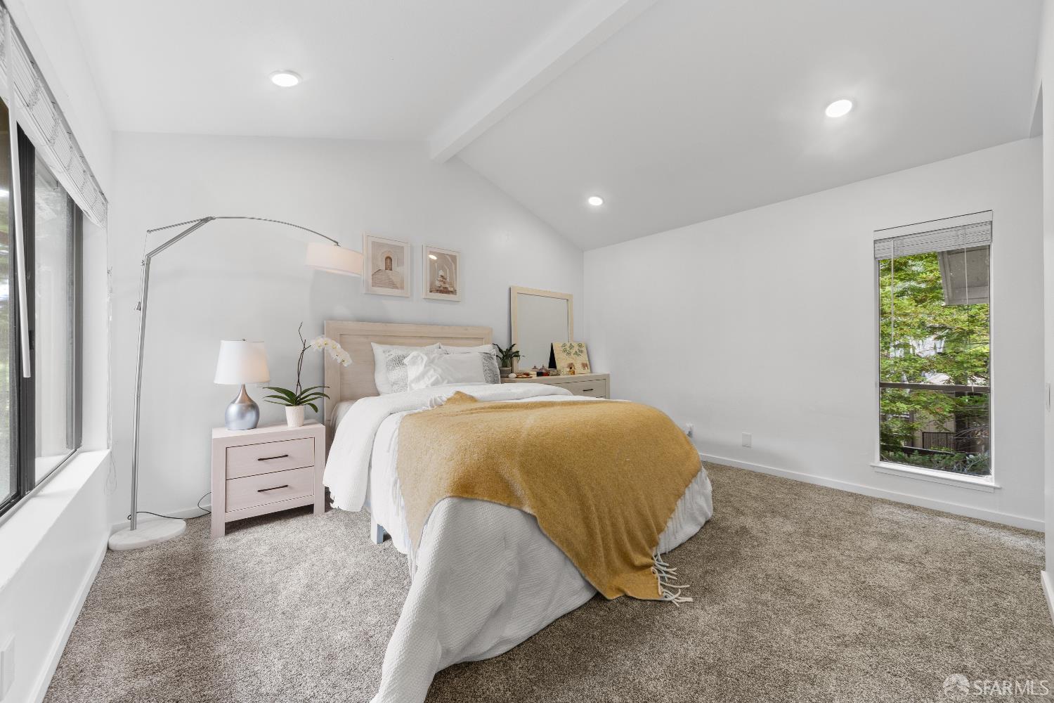 Detail Gallery Image 27 of 44 For 3374 Brittan Ave #13,  San Carlos,  CA 94070 - 3 Beds | 2 Baths