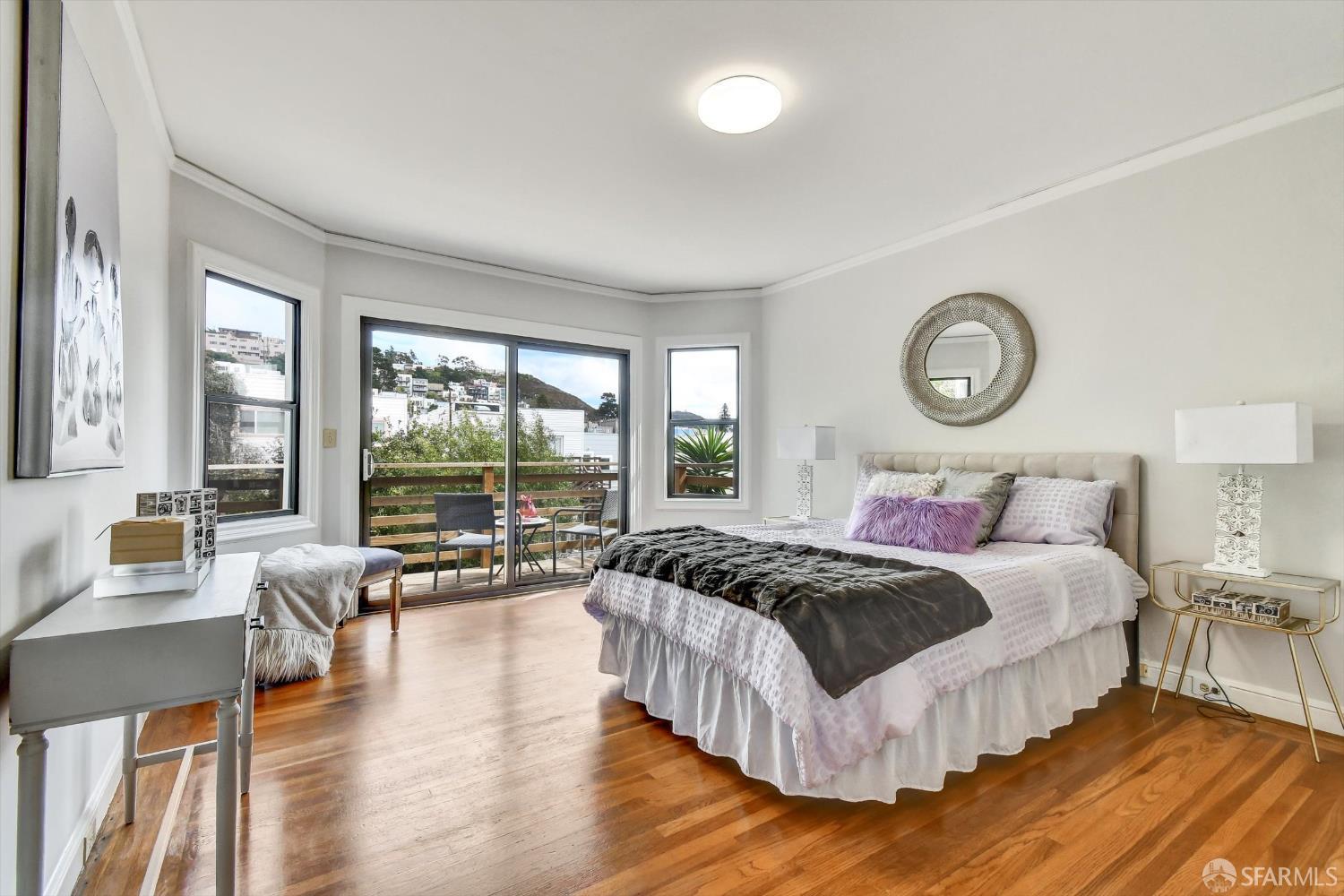 Detail Gallery Image 18 of 53 For 2116 18th Ave, San Francisco,  CA 94116 - 4 Beds | 3 Baths