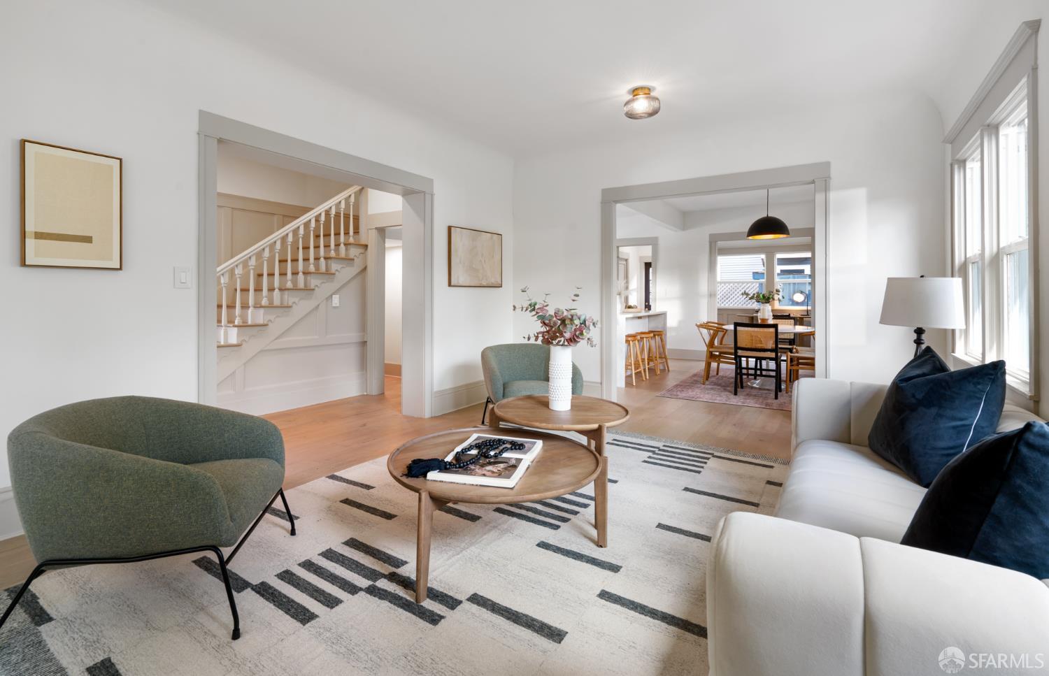 Detail Gallery Image 6 of 28 For 2533 Grant St, Berkeley,  CA 94703 - 4 Beds | 3 Baths