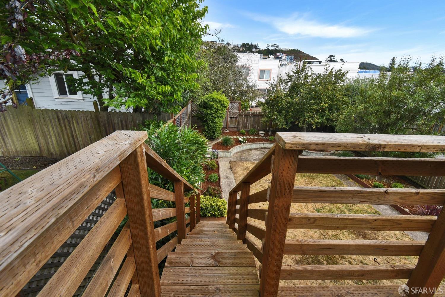 Detail Gallery Image 24 of 53 For 2116 18th Ave, San Francisco,  CA 94116 - 4 Beds | 3 Baths