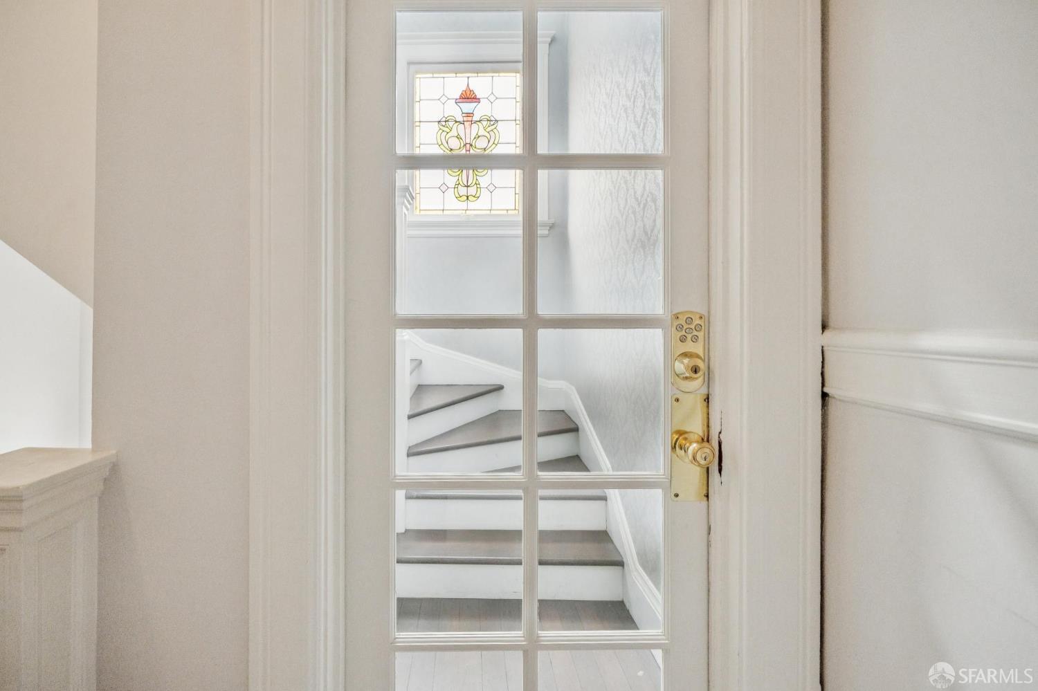 Photo #6: 425068946 Listing 