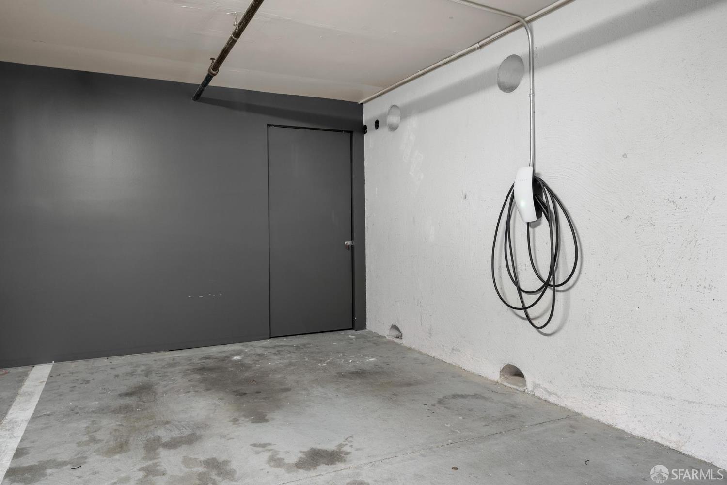 Detail Gallery Image 32 of 47 For 2418 20th Ave #101,  San Francisco,  CA 94116 - 2 Beds | 2 Baths