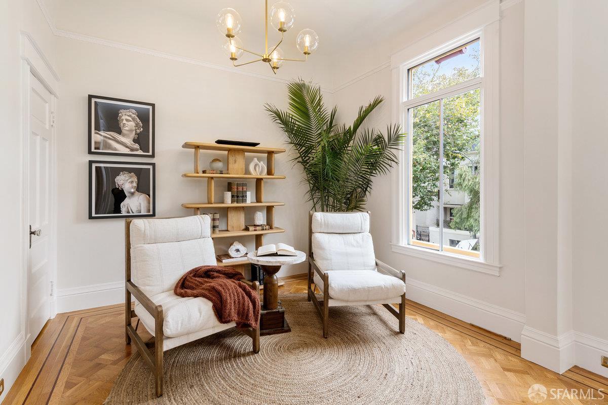 Detail Gallery Image 5 of 27 For 223 Scott St, San Francisco,  CA 94117 - 2 Beds | 2/1 Baths