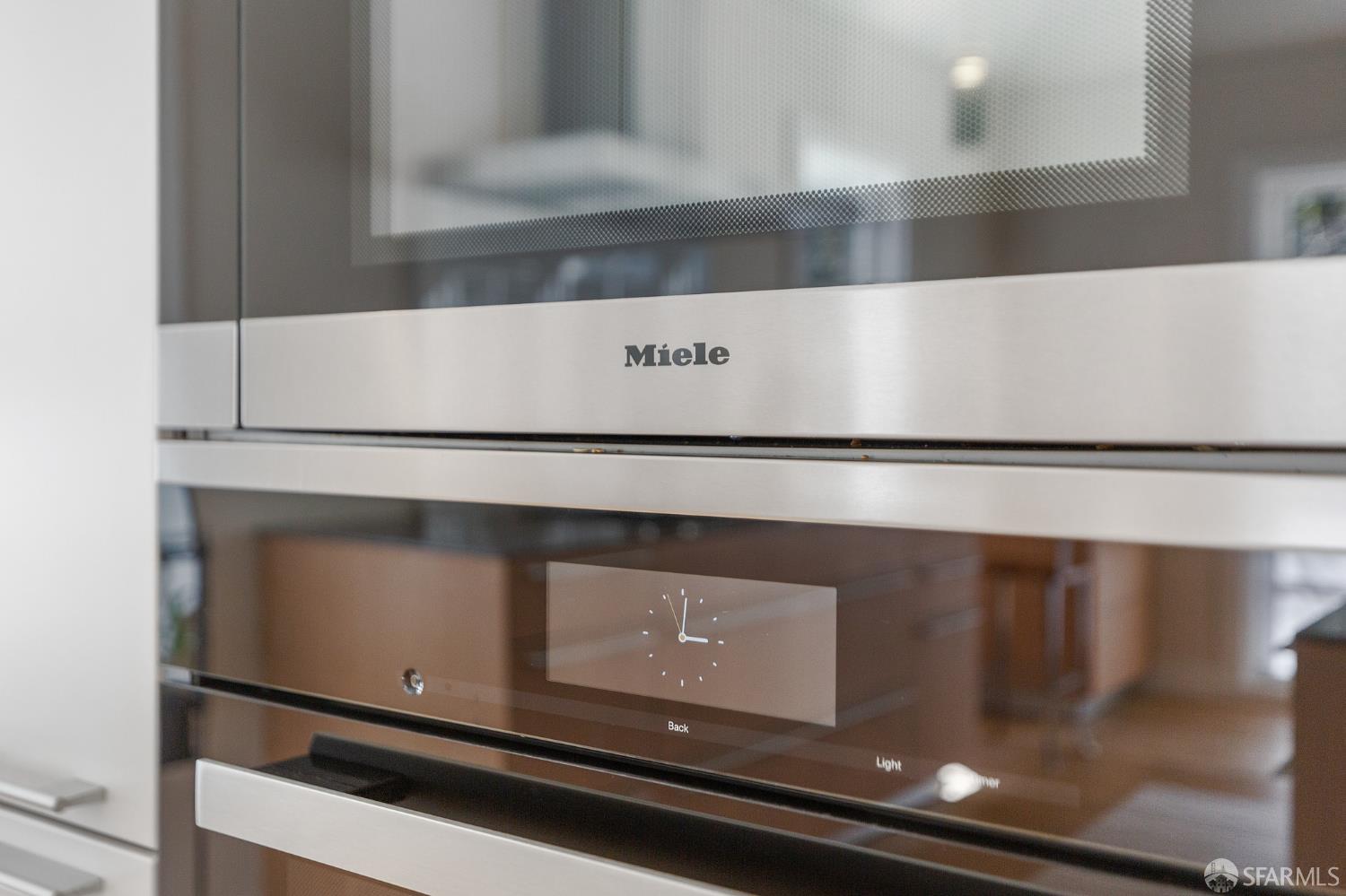 Detail Gallery Image 22 of 83 For 1338 Filbert St a,  San Francisco,  CA 94109 - 4 Beds | 4 Baths