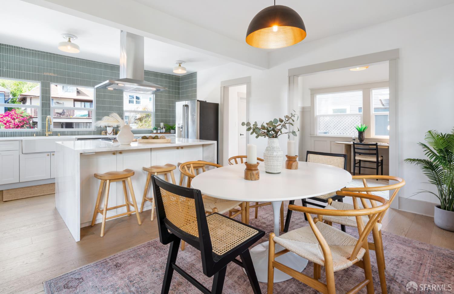 Detail Gallery Image 7 of 28 For 2533 Grant St, Berkeley,  CA 94703 - 4 Beds | 3 Baths