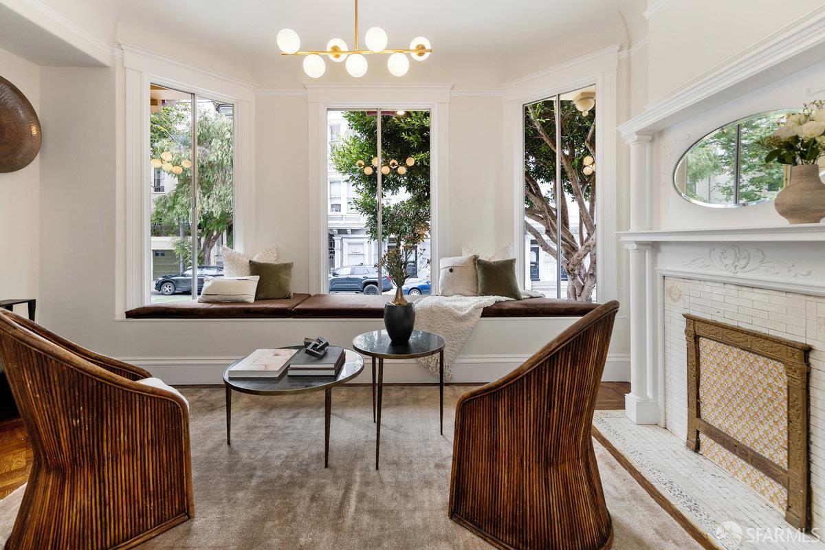 Detail Gallery Image 5 of 42 For 221 Scott St, San Francisco,  CA 94117 - – Beds | – Baths