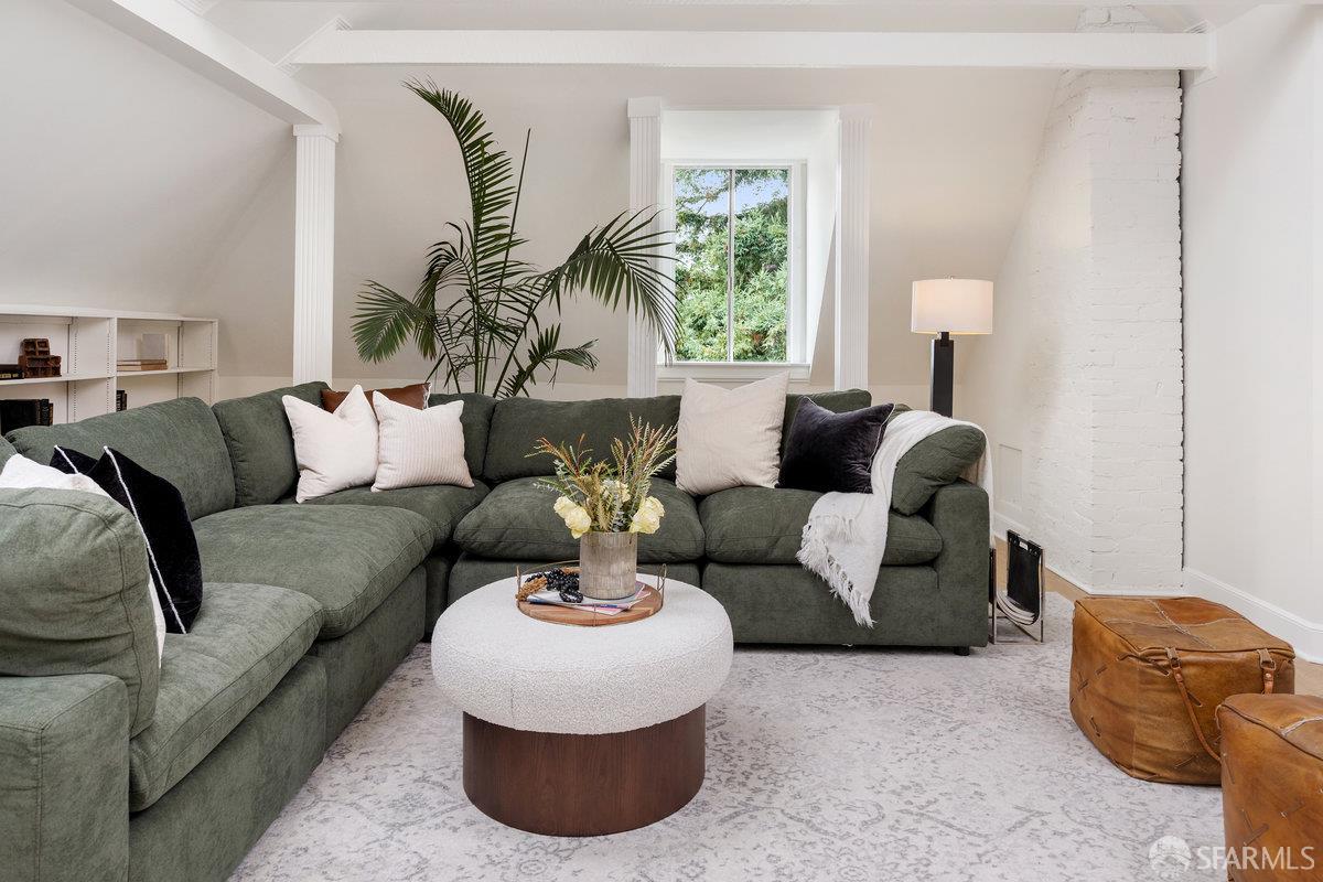 Detail Gallery Image 36 of 42 For 221 Scott St, San Francisco,  CA 94117 - – Beds | – Baths