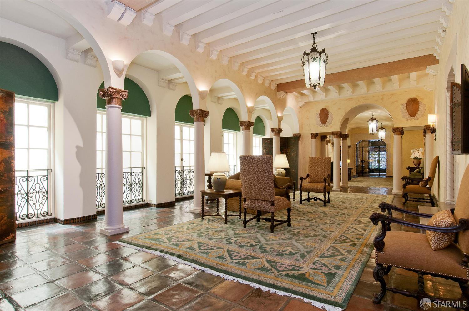 Photo #5: 425078666 Listing 