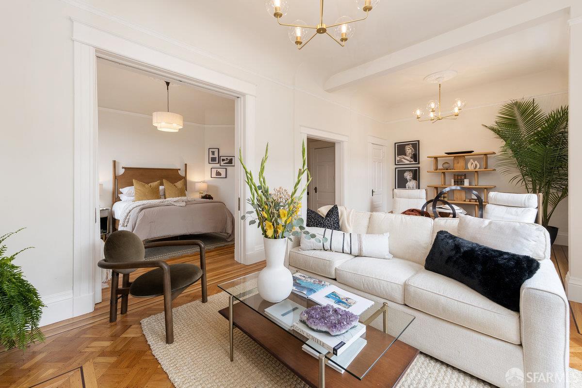 Detail Gallery Image 6 of 27 For 223 Scott St, San Francisco,  CA 94117 - 2 Beds | 2/1 Baths