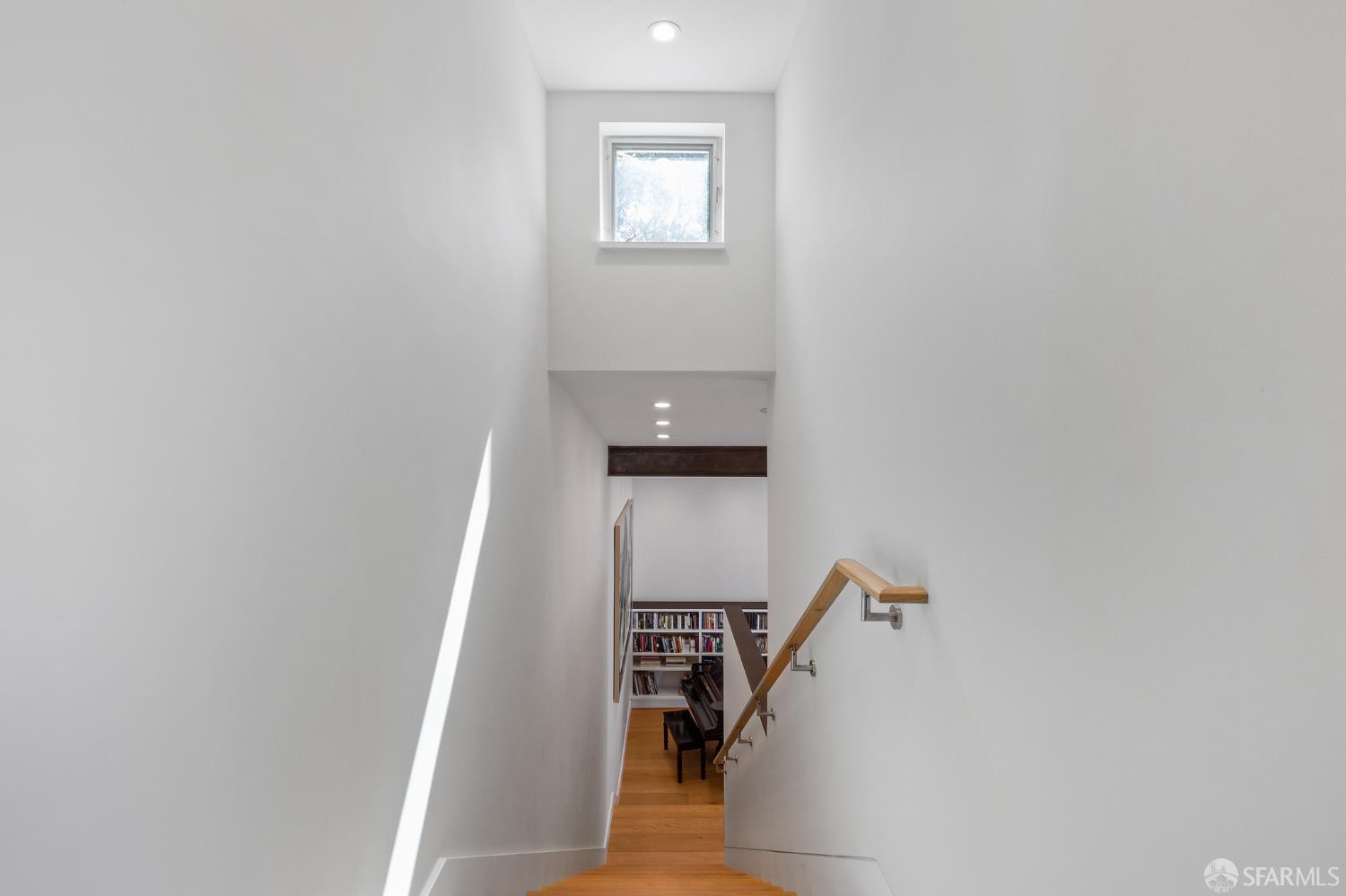 Detail Gallery Image 52 of 83 For 1338 Filbert St a,  San Francisco,  CA 94109 - 4 Beds | 4 Baths