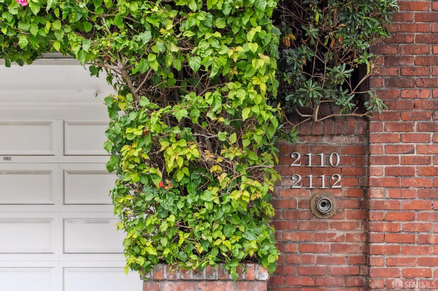 Photo #3: 425068946 Listing 