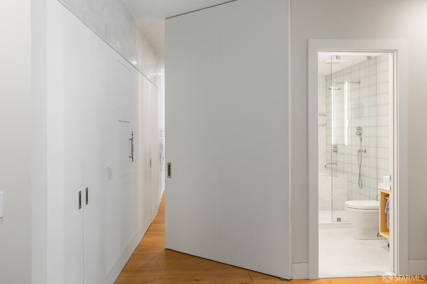 Detail Gallery Image 40 of 83 For 1338 Filbert St a,  San Francisco,  CA 94109 - 4 Beds | 4 Baths