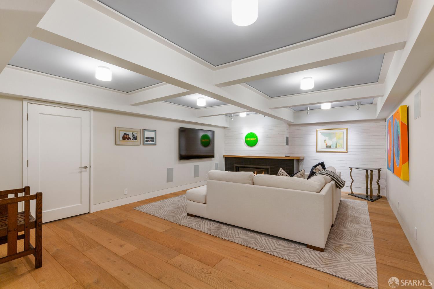 Detail Gallery Image 26 of 83 For 1338 Filbert St a,  San Francisco,  CA 94109 - 4 Beds | 4 Baths