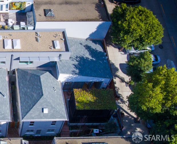 Detail Gallery Image 3 of 83 For 1338 Filbert St a,  San Francisco,  CA 94109 - 4 Beds | 4 Baths