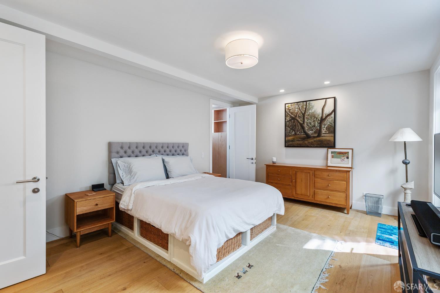 Detail Gallery Image 53 of 83 For 1338 Filbert St a,  San Francisco,  CA 94109 - 4 Beds | 4 Baths