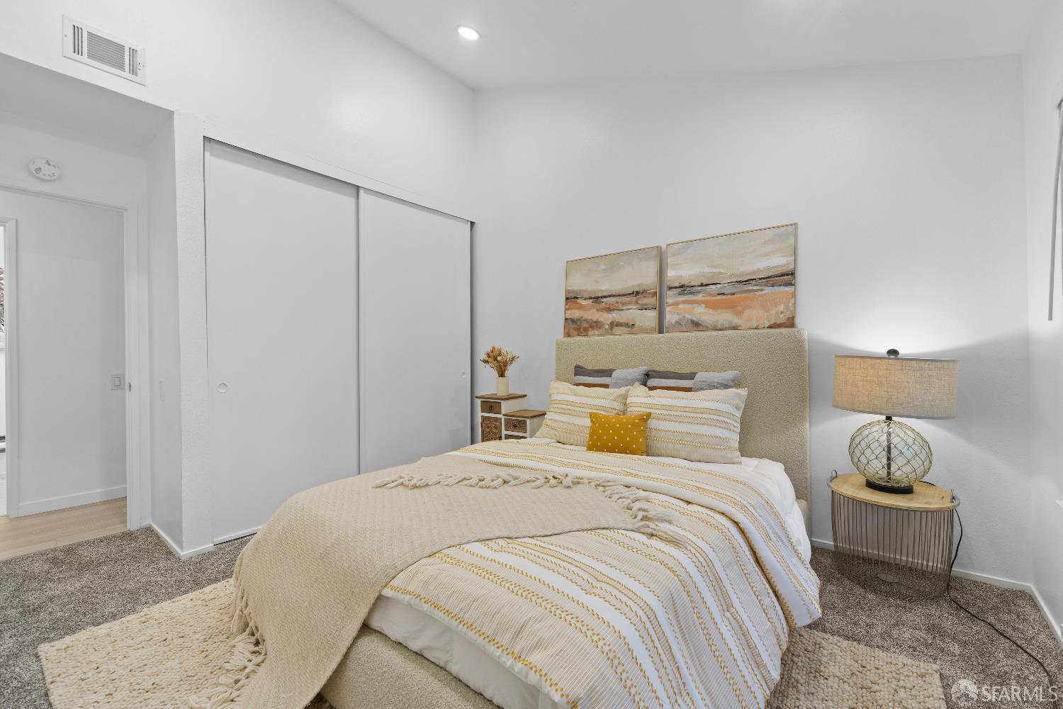 Detail Gallery Image 22 of 44 For 3374 Brittan Ave #13,  San Carlos,  CA 94070 - 3 Beds | 2 Baths