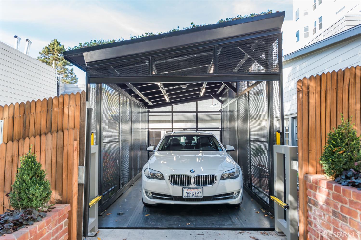 Detail Gallery Image 73 of 83 For 1338 Filbert St a,  San Francisco,  CA 94109 - 4 Beds | 4 Baths