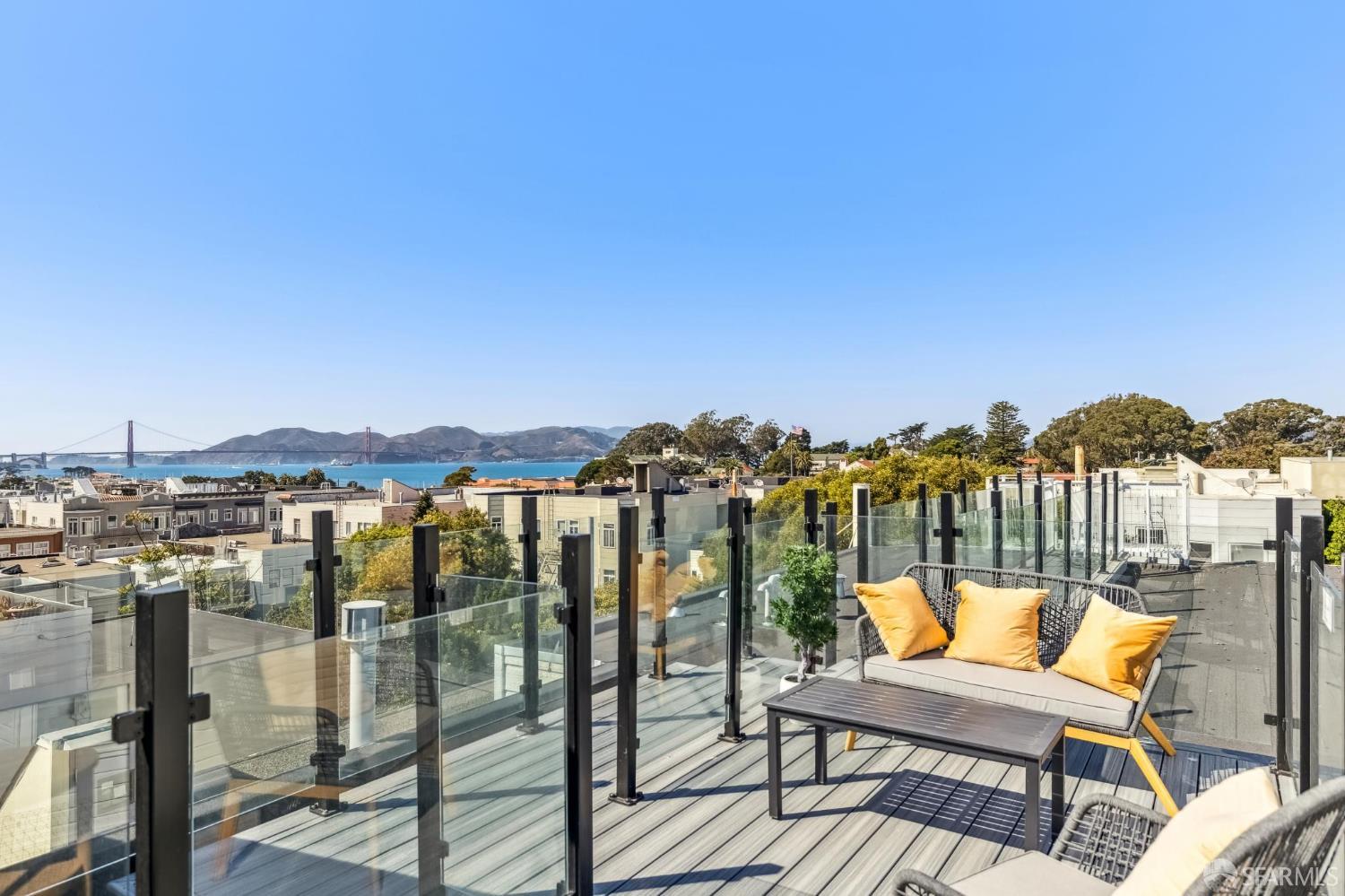 Detail Gallery Image 18 of 19 For 1234 Francisco St #5,  San Francisco,  CA 94123 - 2 Beds | 2 Baths