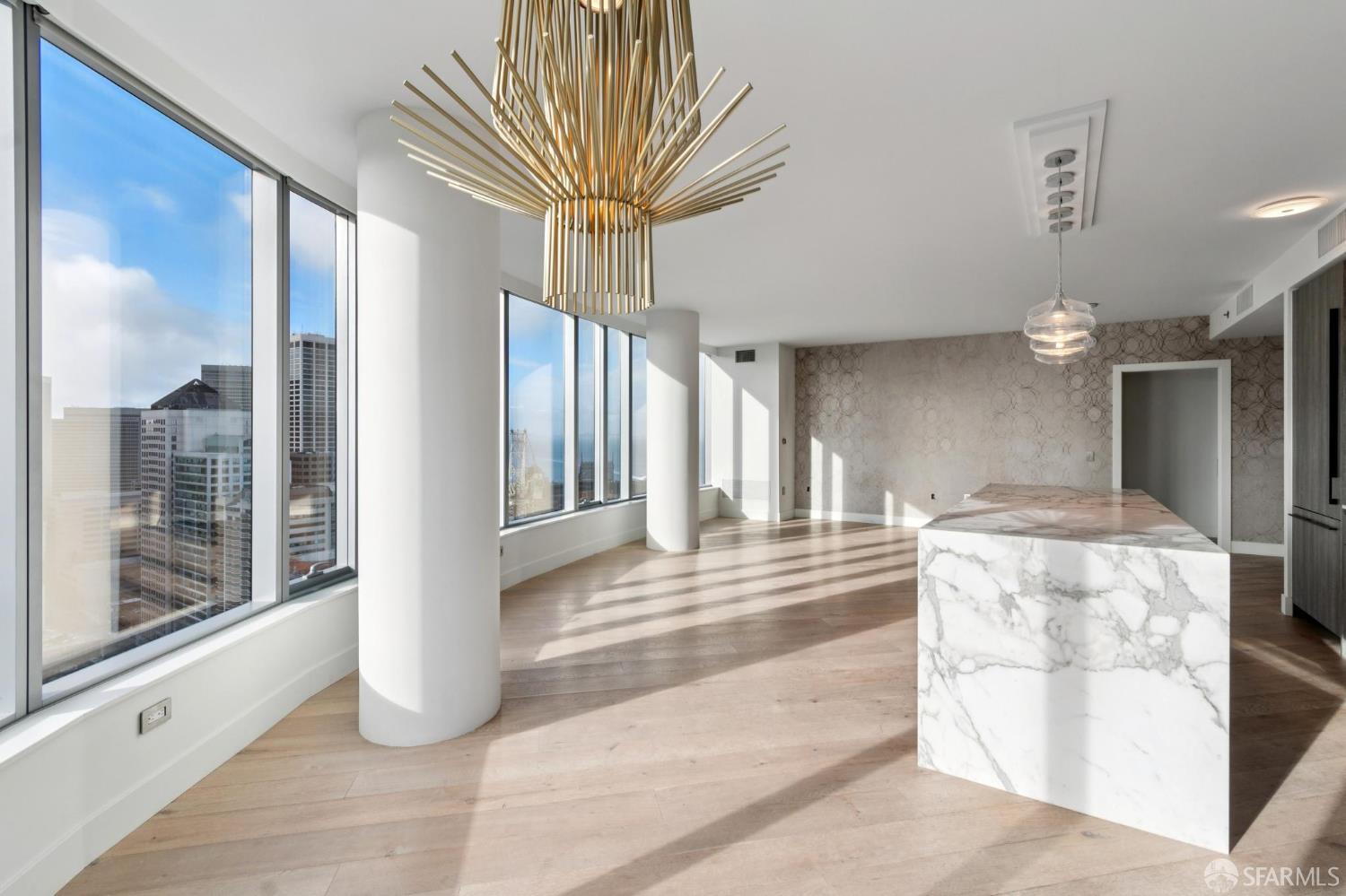 Detail Gallery Image 14 of 41 For 201 Folsom St 35a,  San Francisco,  CA 94105 - 2 Beds | 2 Baths